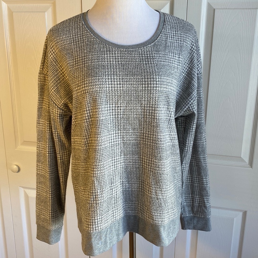 Cable & Gauge Gray & White Plaid Long Sleeve Shirt Size Large
